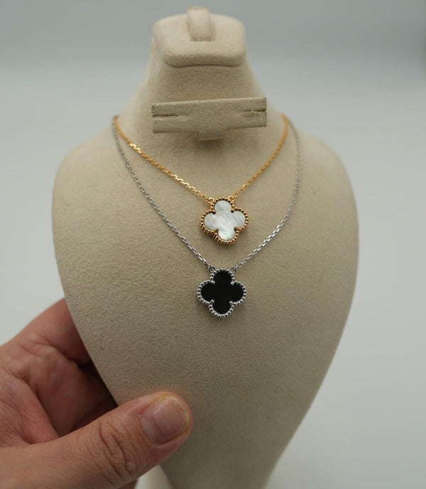 15mm Clover Necklace 1 Motif Onyx MoP