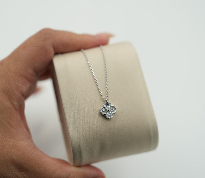 Sweet 10 mm Clover Necklace CZ White Gold