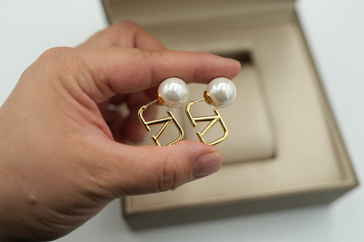 Dainty V Pearl Ear Jackets Hoop Earrings Back Front Stud Earrings Bijou Era Store