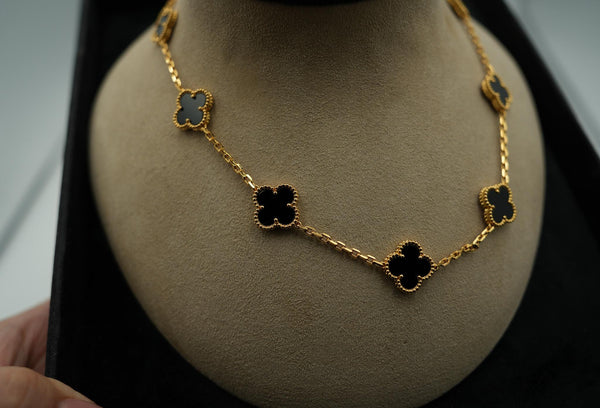 Onyx 10 motif Clover Necklace Gold