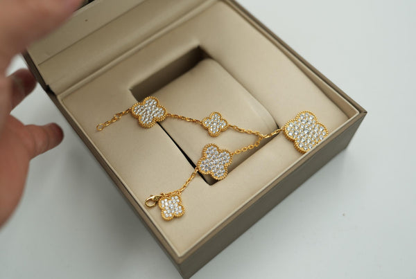CZ 6 Motif Clover Bracelet Gold Varied Motif Size