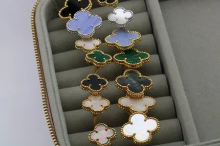 Various Ring front view - Bijou Era