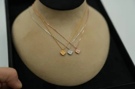 Necklace front view - Bijou Era