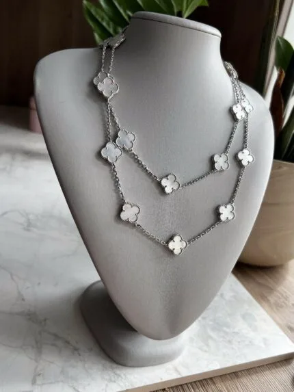 MOP Necklace front view - Bijou Era