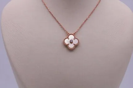 MOP Necklace front view - Bijou Era