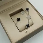 Onyx Bracelet front view - Bijou Era