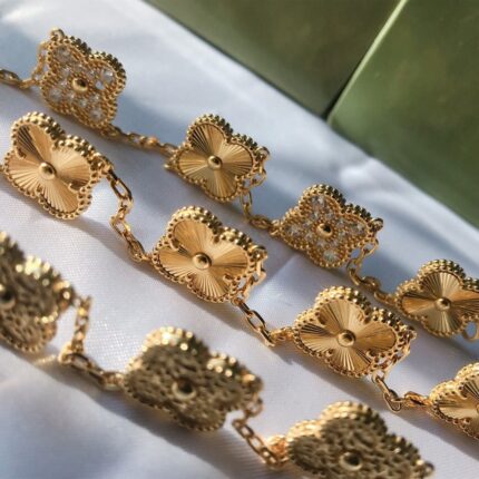 Bracelet front view - Bijou Era